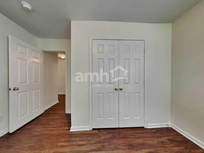 Building Photo - 129 Autry Ave