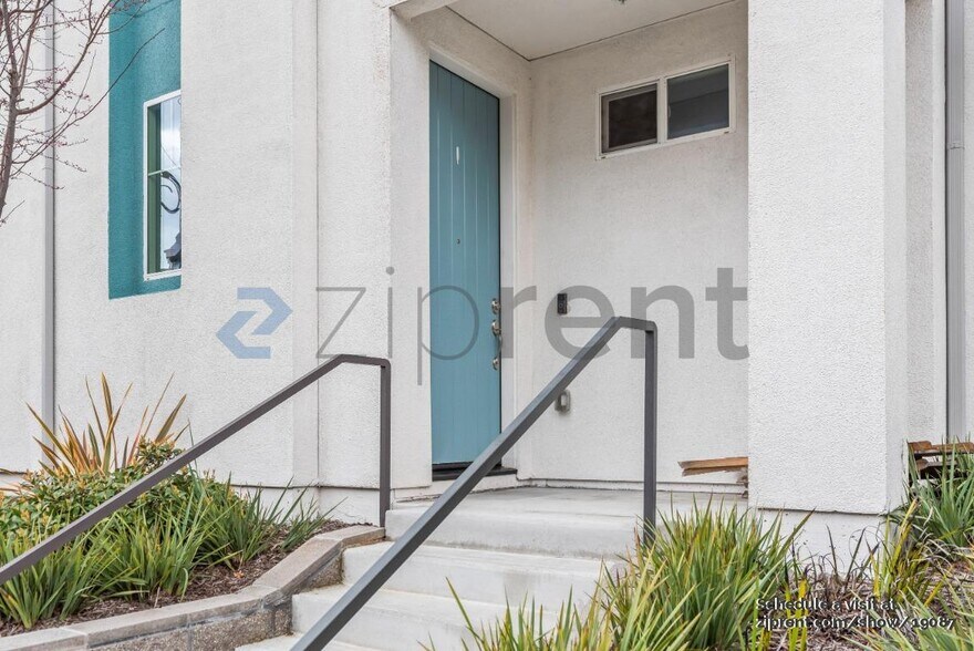 Building Photo - 3091 Lina St