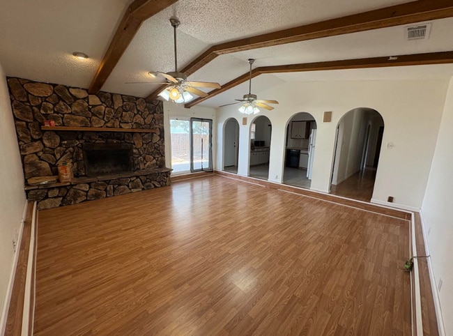 Building Photo - 312 Woodson Way