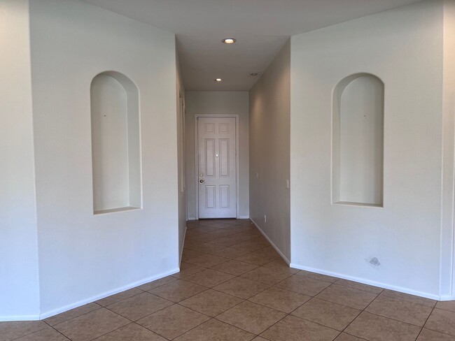 Building Photo - SUMMERLIN SINGLE STORY FOUR BEDROOM THREE ...