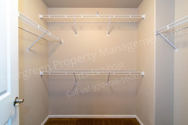 Building Photo - 2802 Exmoor Ln