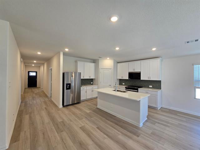 Building Photo - 5717 Rushing River Wy