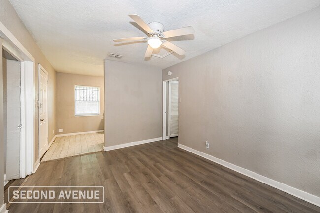 Building Photo - 4205 Connie St