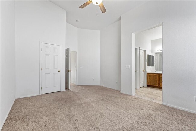 Building Photo - 2924 Riarosa Ct