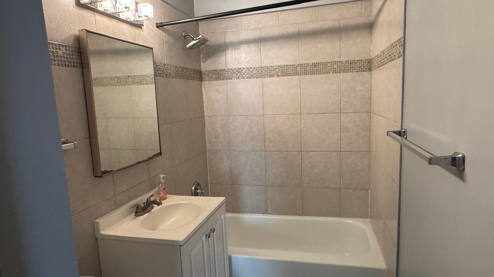 Building Photo - 8581 101st Ter