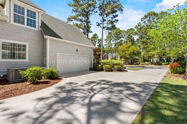 Building Photo - 4728 Wedgefield Dr