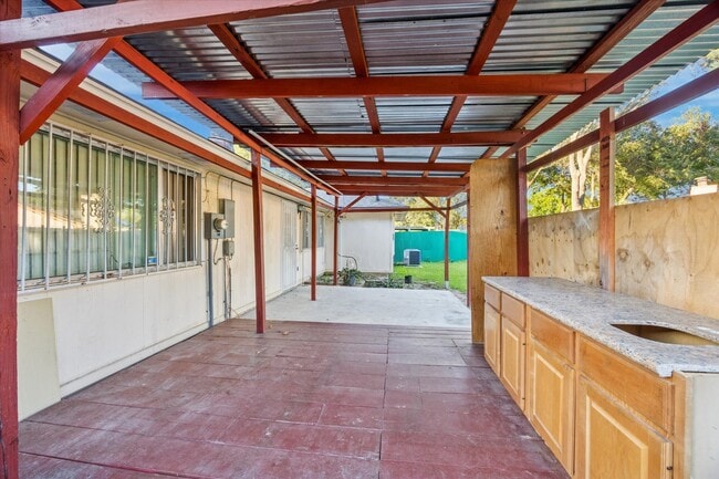 Building Photo - 3615 Kingston Vale Dr