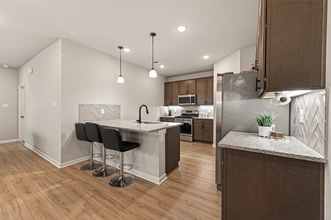 Building Photo - 1010 Gentle Nook Dr