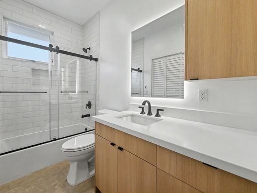 Building Photo - AVAILABLE NOW! Bright and Modern Home with High Ceilings and Premium Upgrades in the Columbia Cit...