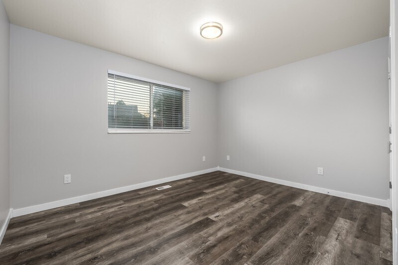 Building Photo - 768 N 1060 W