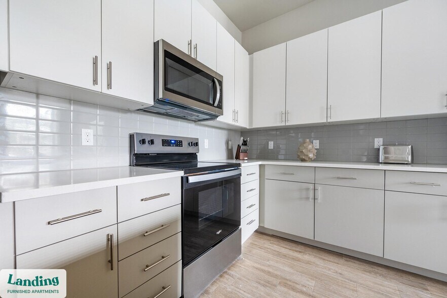 Building Photo - 4902 Cosmos Cir