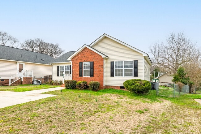 Building Photo - 912 Lyme Brook Ln