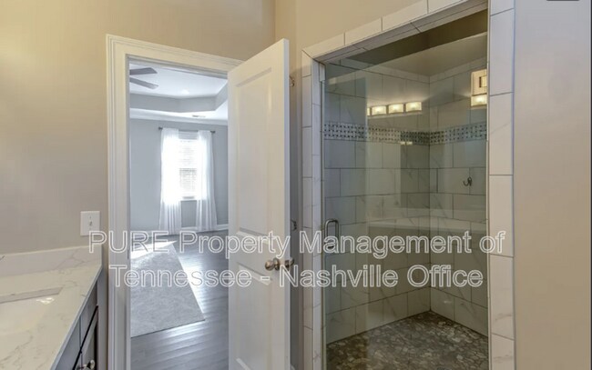 Building Photo - 903 Cheatham Pl