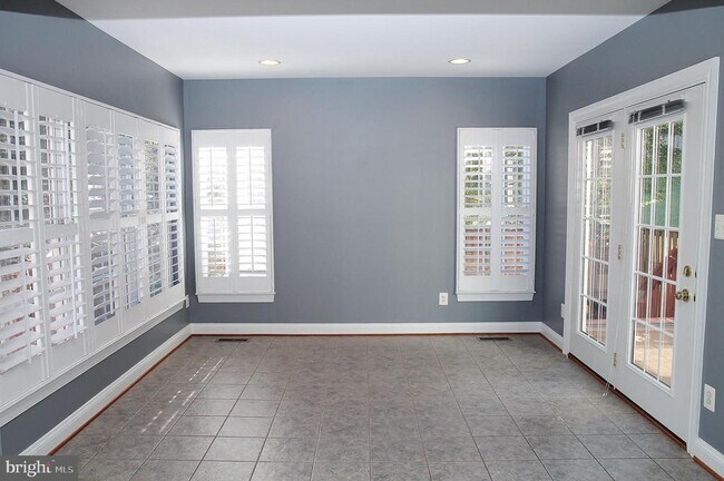 Building Photo - 3335 Wilton Crest Ct