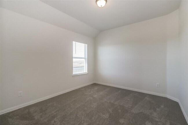 Building Photo - 530 Ansley Ct