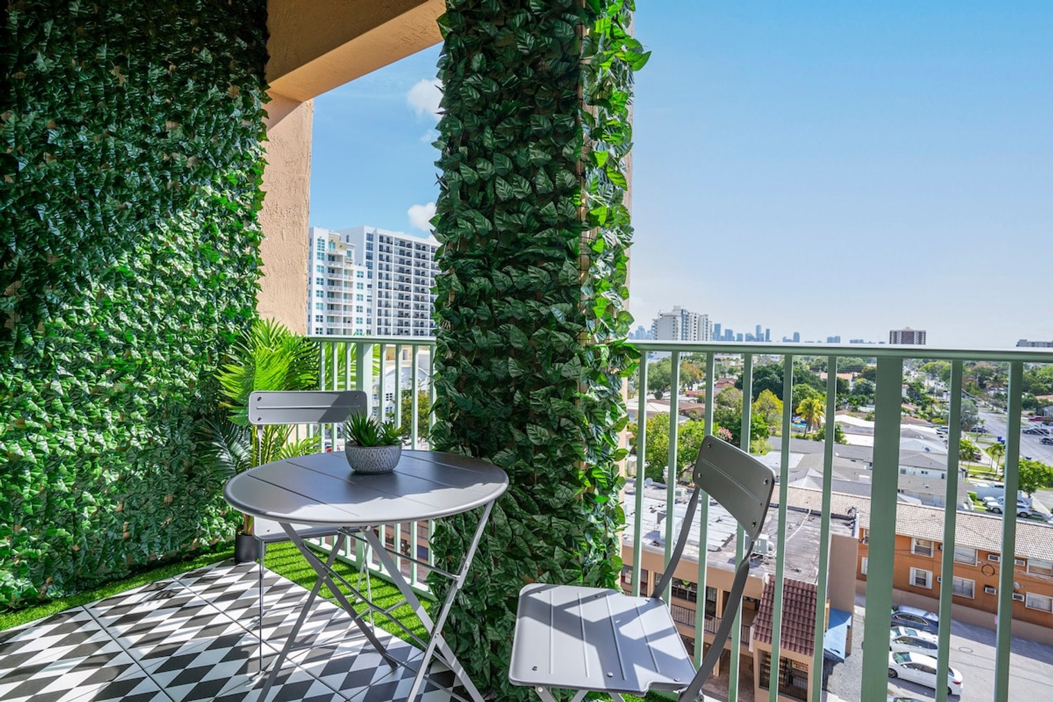 Building Photo - 2280 SW 32nd Ave