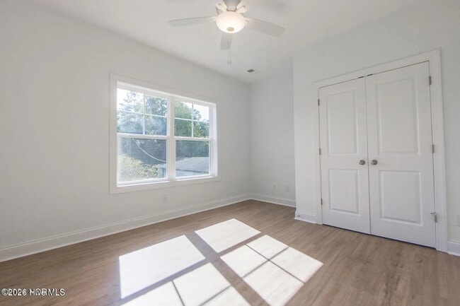 Building Photo - 24 Crew Ct