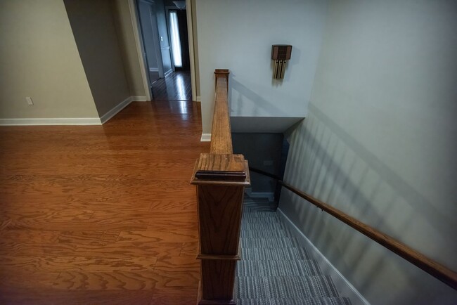 Building Photo - 7007 Dorsey Dr