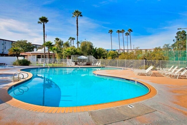 Building Photo - 1BD/1BA Condo in Point Loma Heights w/ Res...
