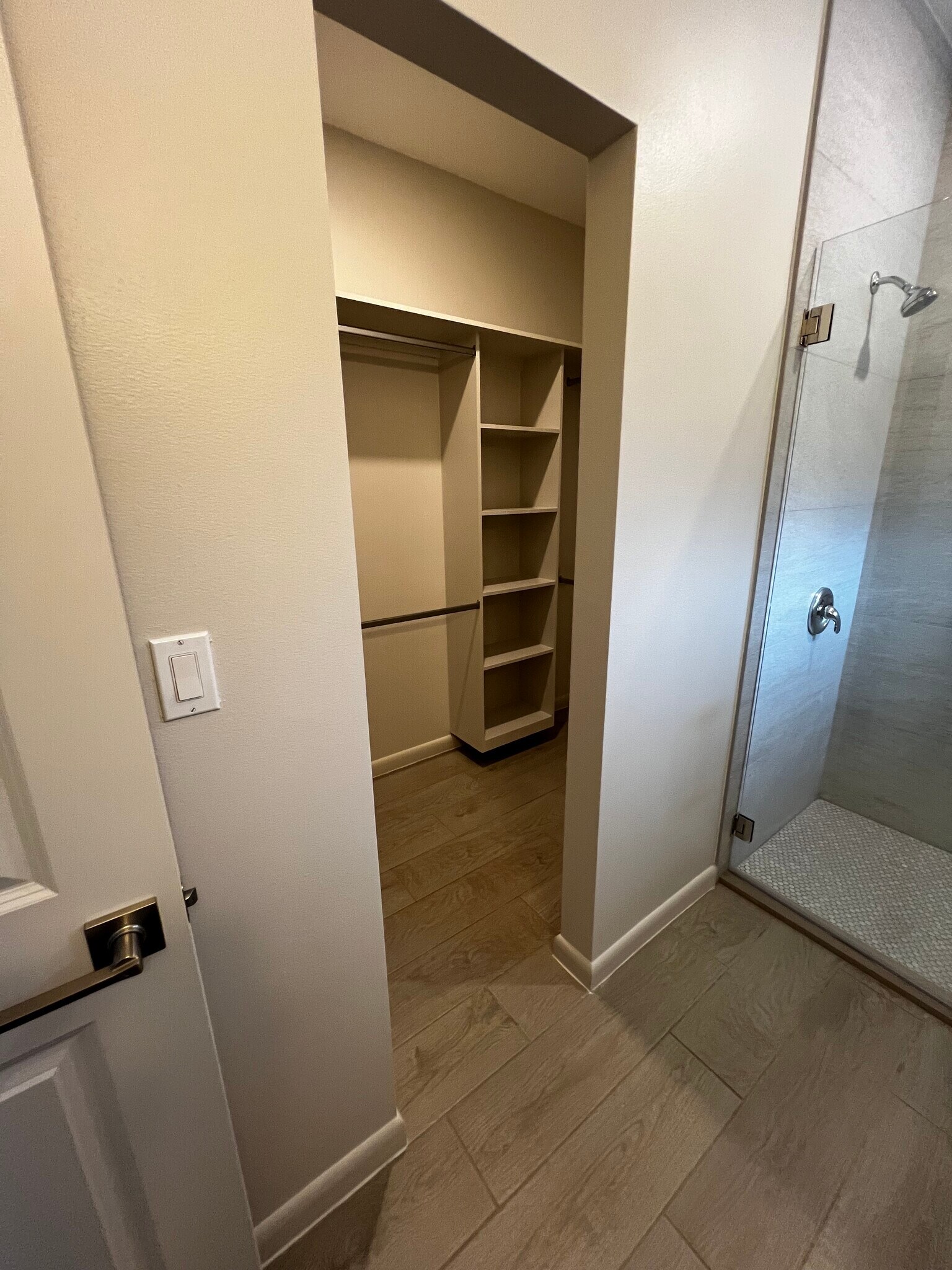 Building Photo - 3316 Duke Ave