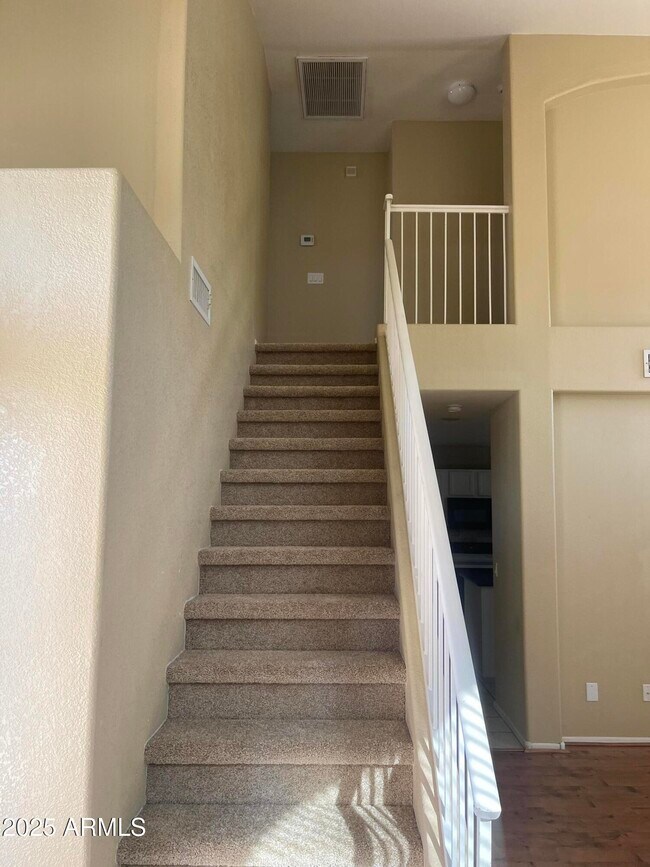 Building Photo - 1381 W Pelican Ct