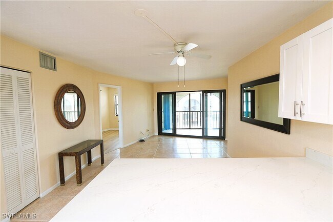 Building Photo - 1023 Anglers Cove