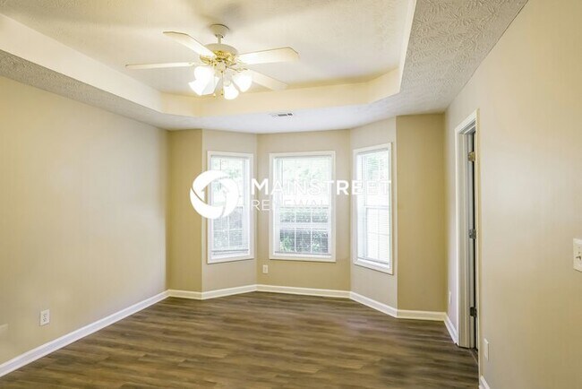 Building Photo - 3 Bedroom Pet-Friendly Home in UNION CITY, GA with Main Street Renewal