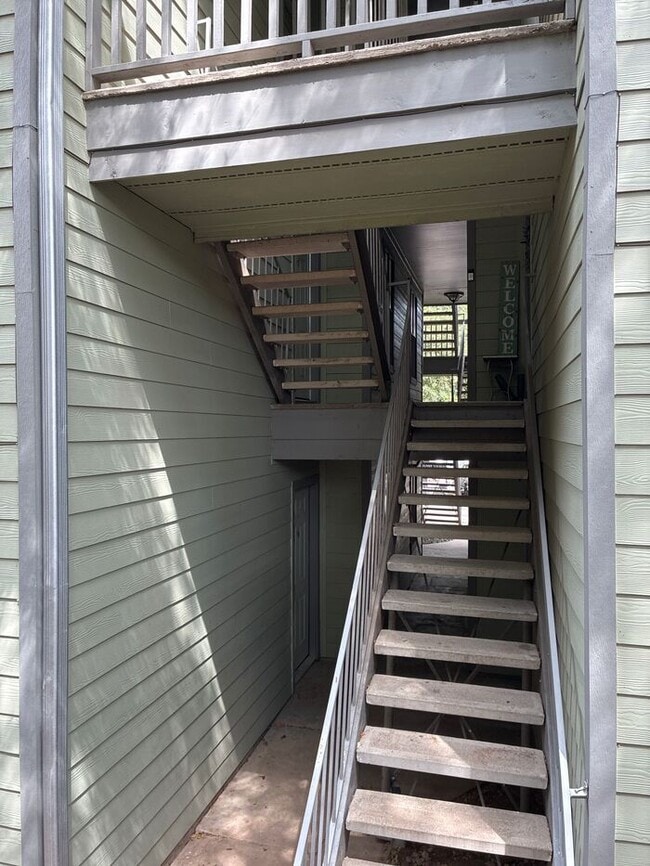 Building Photo - Charming 4 beds 3 baths in Austin!