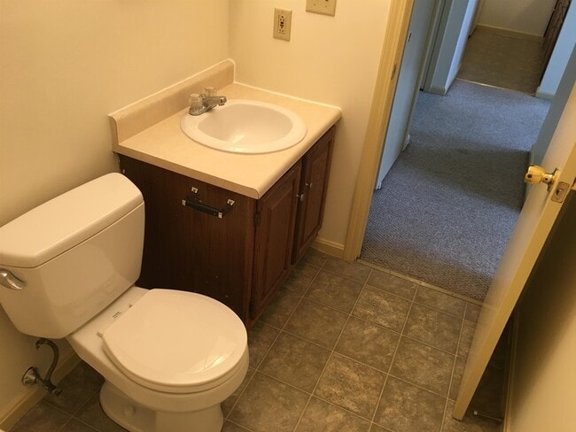 Building Photo - 521 Pine St