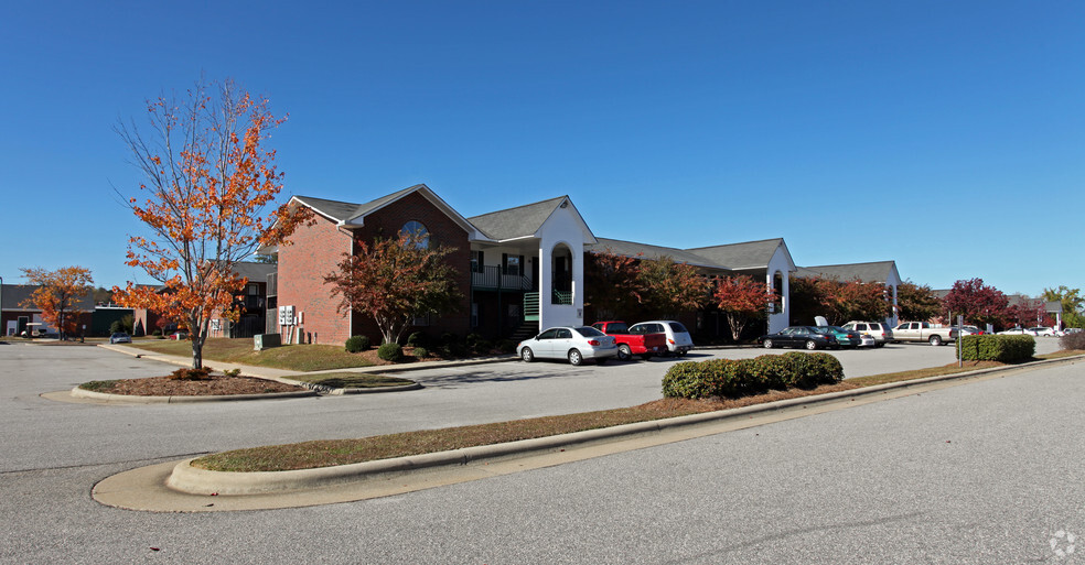 Primary Photo - Hampton Village Rocky Mount