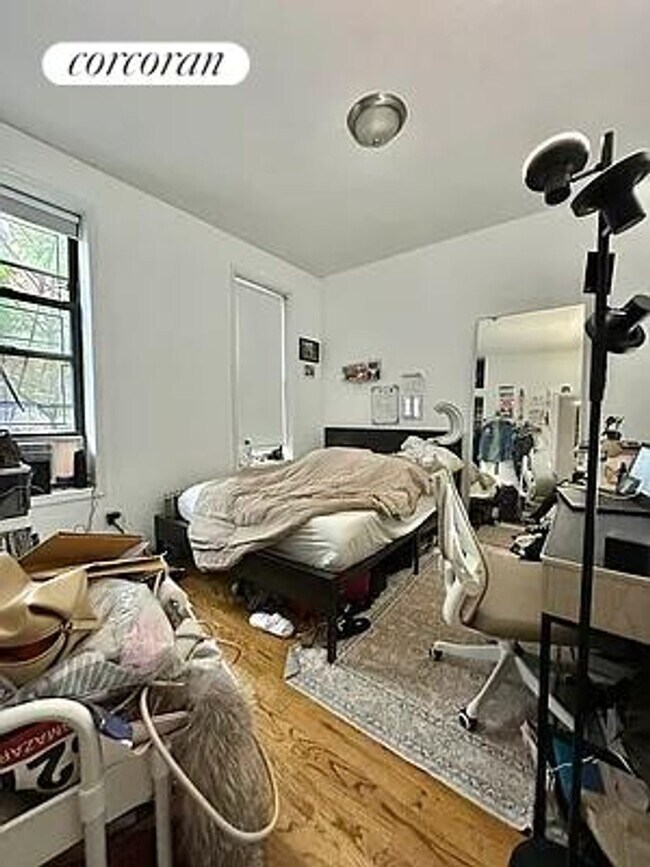 Primary Photo - 433 E 80th St