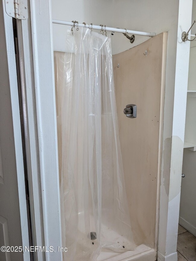 Building Photo - 220 2nd Way