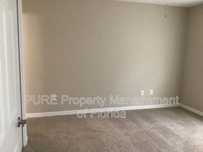Building Photo - 15544 SW 41st Street Rd