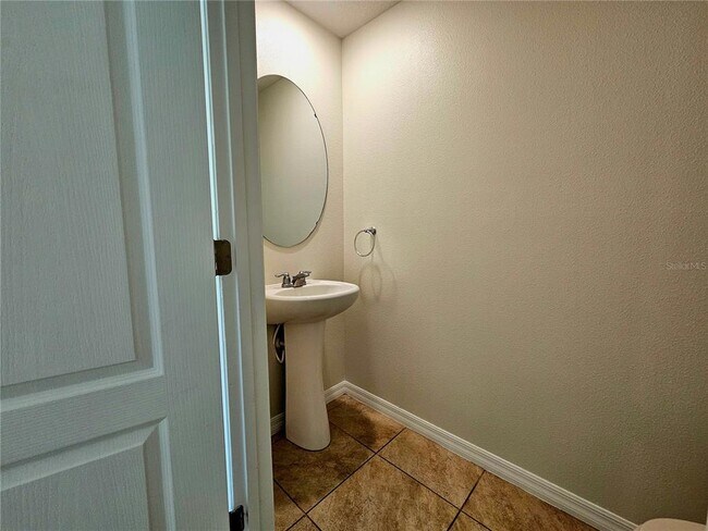 Building Photo - 9022 Wildflower Ln