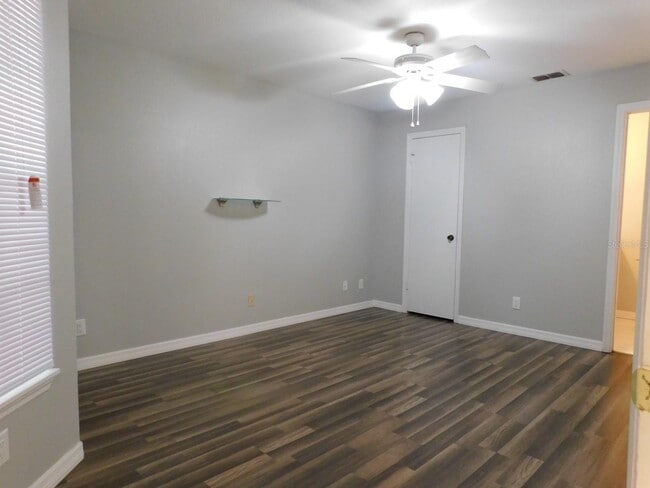 Building Photo - 1077 S Hiawassee Rd