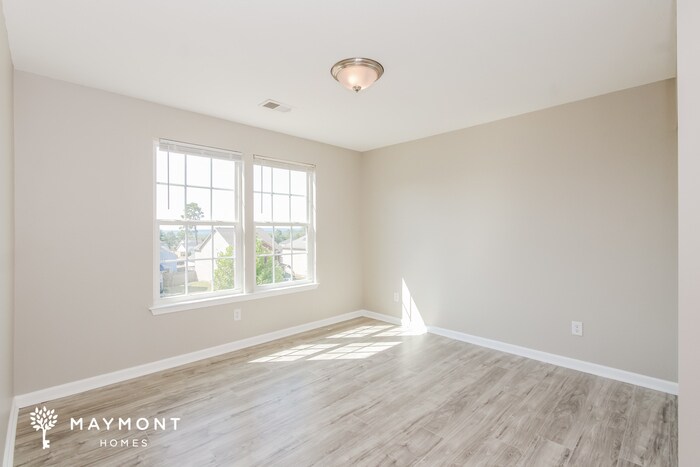 Building Photo - 327 Cumbre Ct