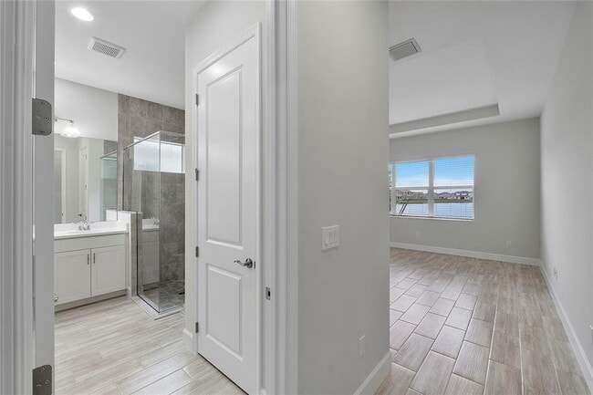 Building Photo - 5218 Liberty Ln