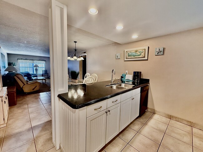 Building Photo - 12760 Indian Rocks Rd
