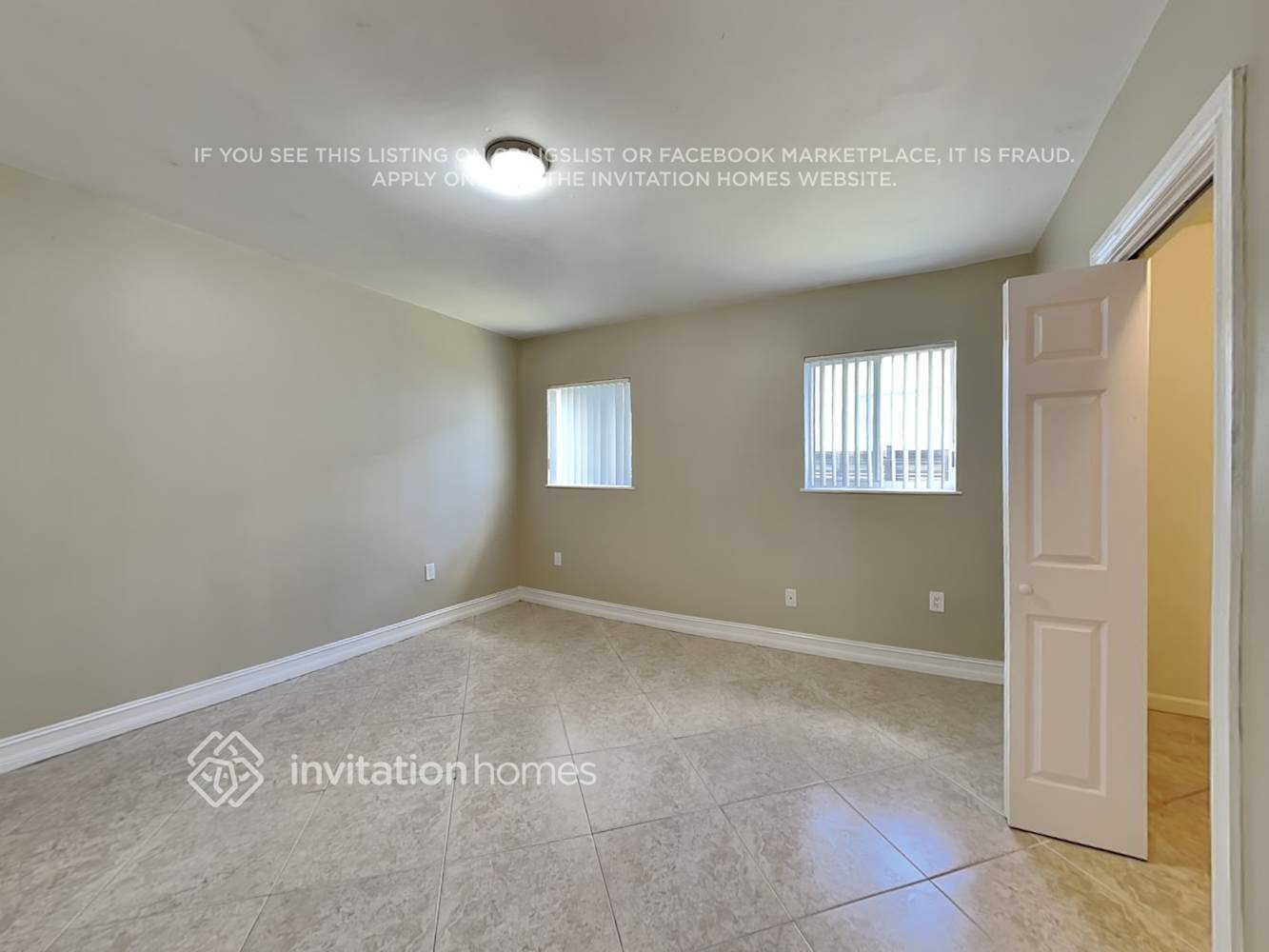 Building Photo - 10840 SW 32nd St