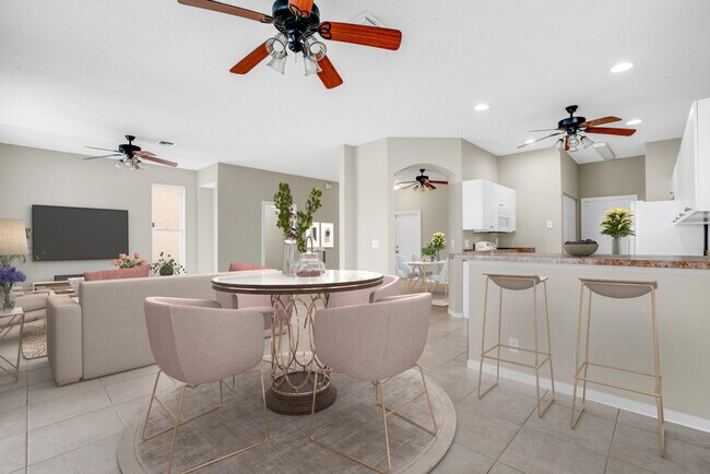 Building Photo - 7787 Springfield Lake Dr