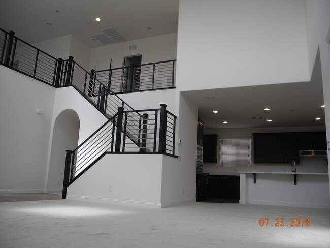 Building Photo - 1051 Whitworth Ave