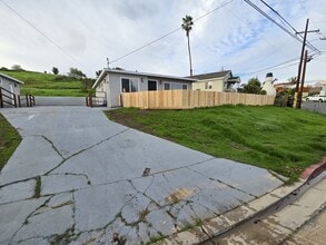 Building Photo - 5305 Santa Margarita St