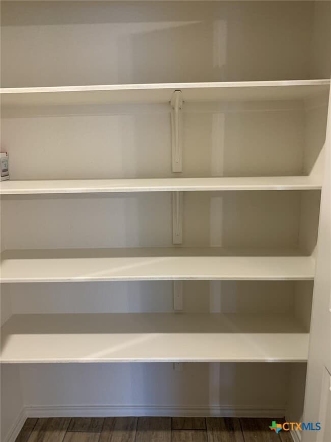 Building Photo - 2412 Alterman Dr