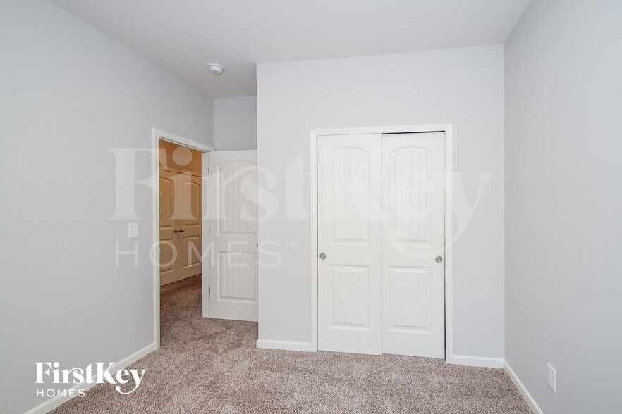 Building Photo - 291 Belmont Way