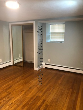 Building Photo - 84 Thorndike St