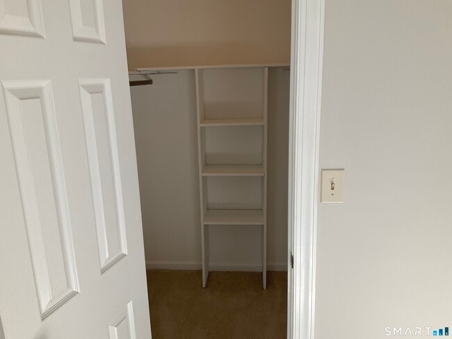 Building Photo - 157 Woodland Dr