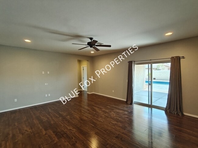 Building Photo - 34185 S Presidio Pl