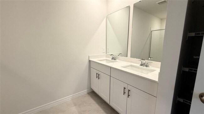 Building Photo - 3905 Giorgio Dr