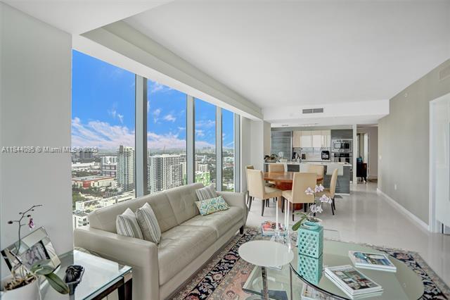 Building Photo - 460 NE 28th St