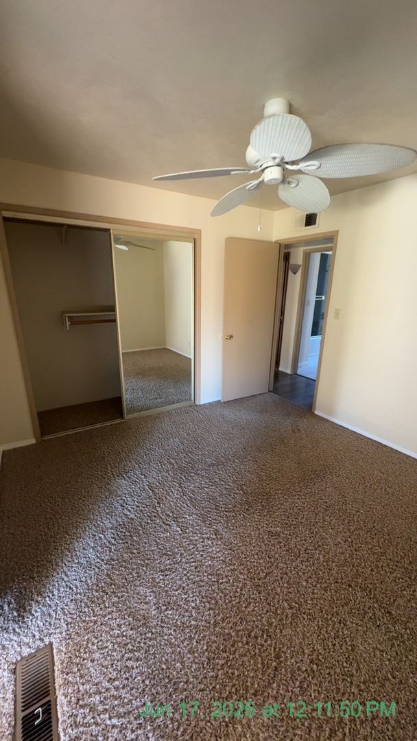 Building Photo - South West Visalia Now Ready!
